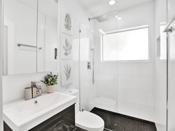 Perfect Getaway with 3 Bedrooms & Pool in Hollywood, FL