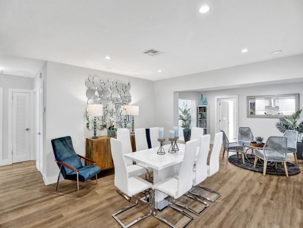 Perfect Getaway with 3 Bedrooms & Pool in Hollywood, FL