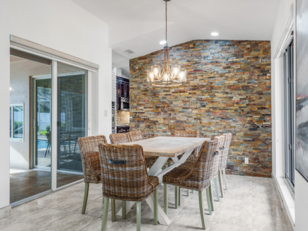 Hollywood Home with 4 Bedrooms