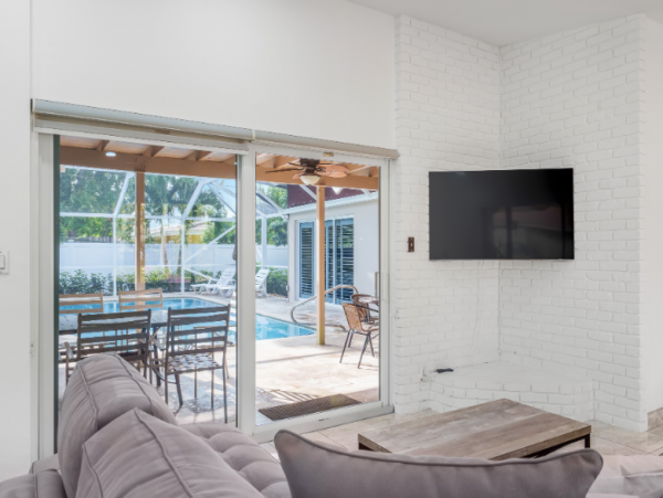 Hollywood Home with 4 Bedrooms