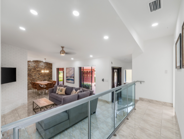Hollywood Home with 4 Bedrooms