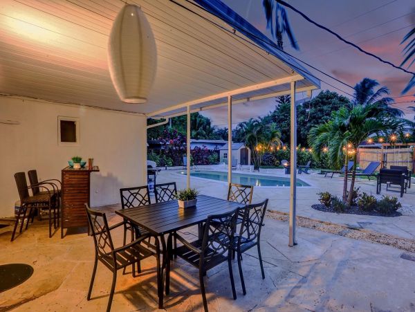Hollywood Vacation Home