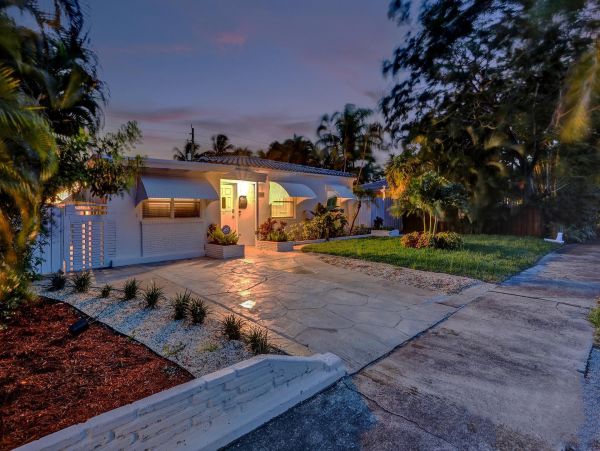 Hollywood Vacation Home