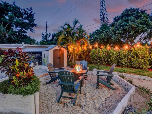 Hollywood Vacation Home