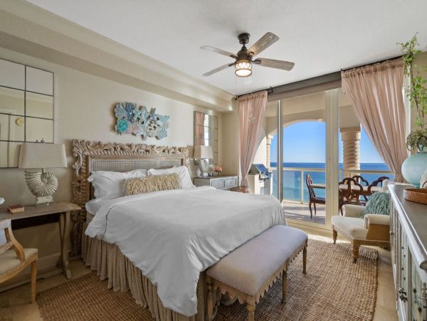 Gorgeous 4 Bedroom Vacation Condo with Full Ocean Views