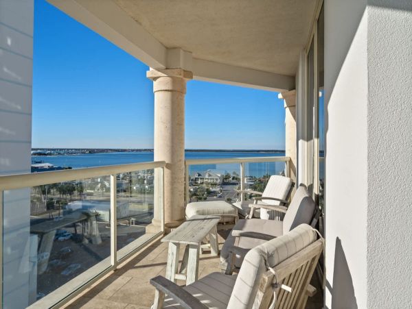 Gorgeous 4 Bedroom Vacation Condo with Full Ocean Views