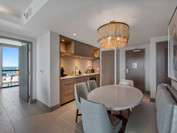 Clearwater Condo with 3 Bedroom & Private Beach