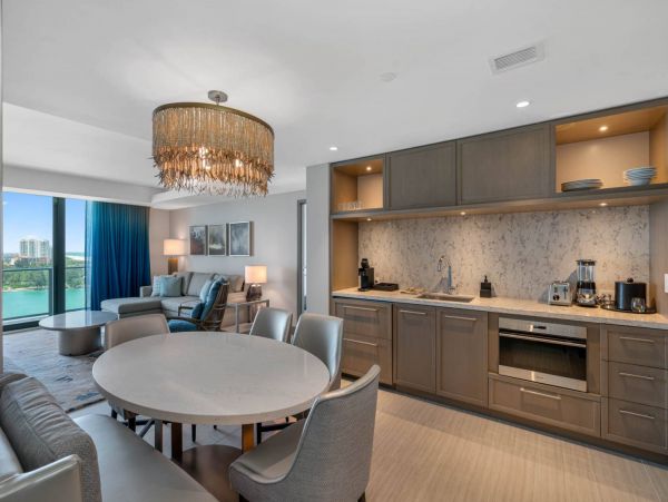 Clearwater Condo with 3 Bedroom & Private Beach