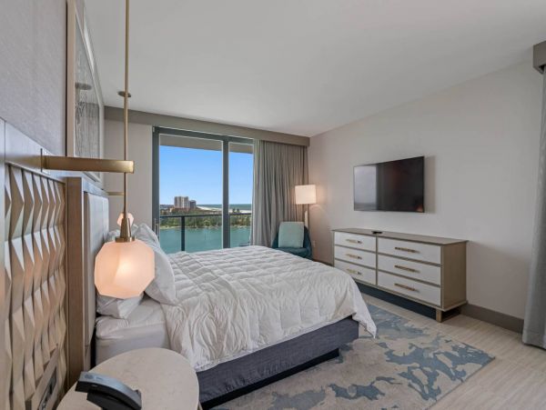 Clearwater Condo with 3 Bedroom & Private Beach