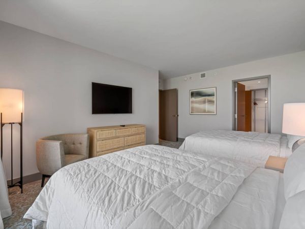 Clearwater Condo with 3 Bedroom & Private Beach