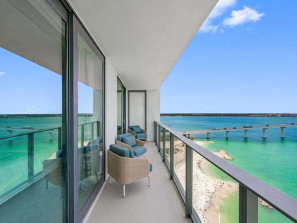 Clearwater Condo with 3 Bedroom & Private Beach