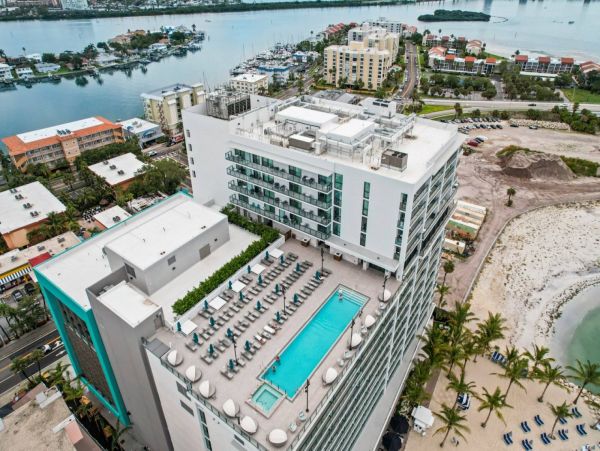 Clearwater Condo with 3 Bedroom & Private Beach