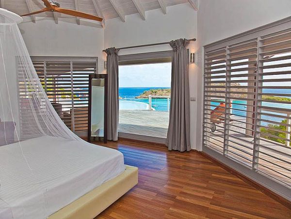 Exquisite Villa with 6 Bedrooms and infinity pool in Antigua