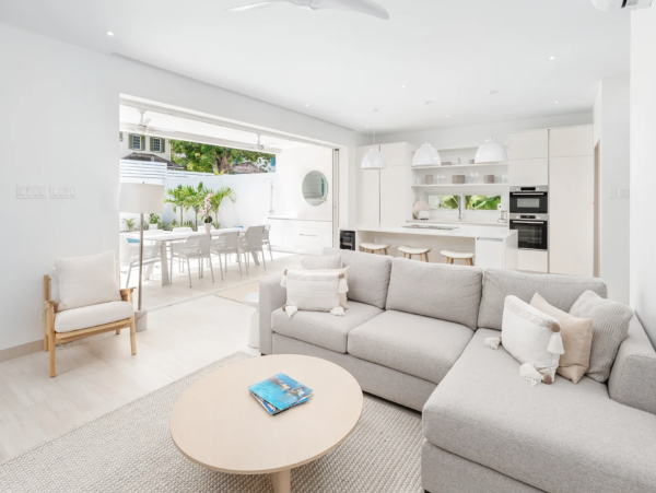 Luxury Barbados Vacation Rental - Modern Villa with Pool & Concierge