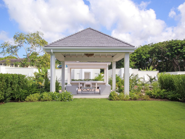 Luxury Barbados Vacation Rental - Modern Villa with Pool & Concierge