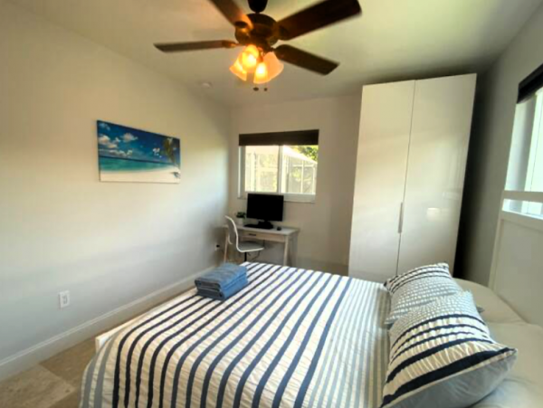Miami home with 5 Bedrooms