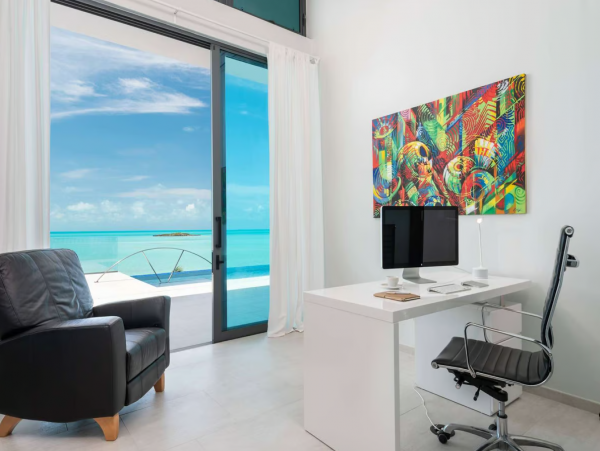 Luxury Villa Over 10,000 sq ft of Luxury Living Space
