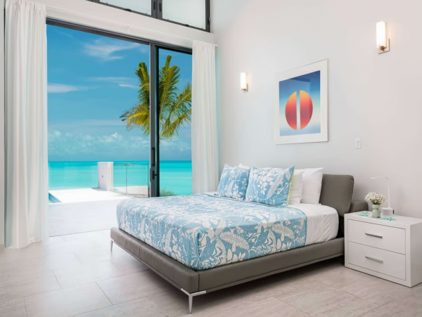 Luxury Villa Over 10,000 sq ft of Luxury Living Space