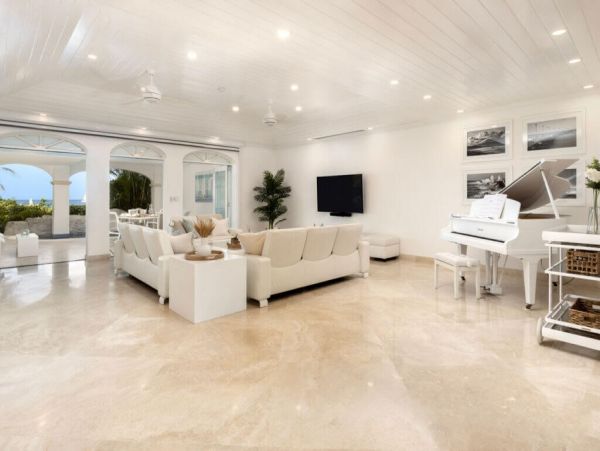 Steps to Beach Vacation Condo Three Bedroom