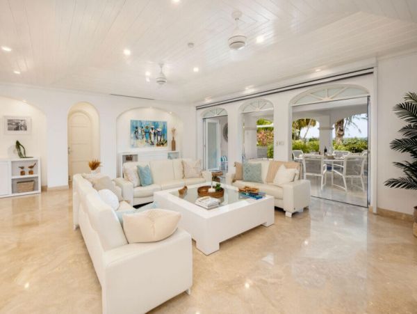 Steps to Beach Vacation Condo Three Bedroom