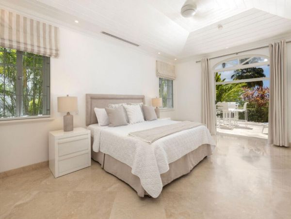 Steps to Beach Vacation Condo Three Bedroom