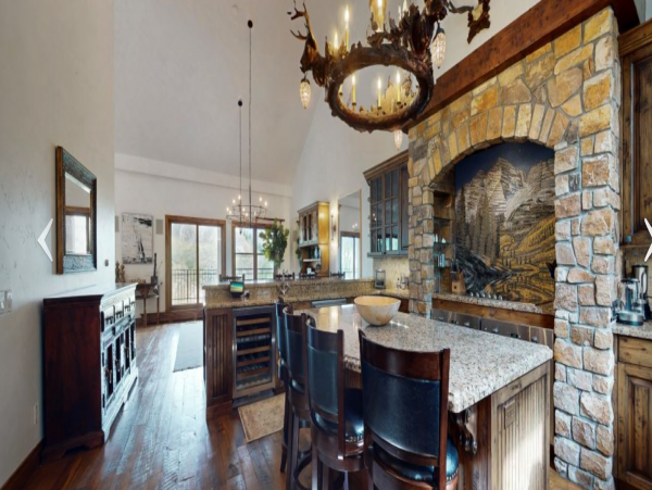 One of a King at Woodrun Place - additional view, photo 2