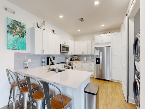 Coastal Chic Retreat in Marathon, Fl - Luxury Waterfront Getaway