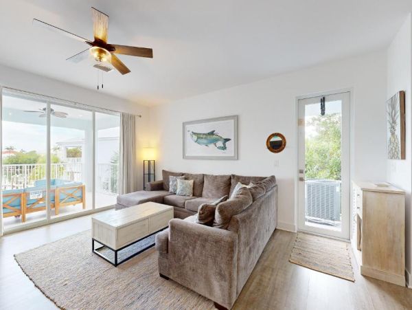 Coastal Chic Retreat in Marathon, Fl - Luxury Waterfront Getaway