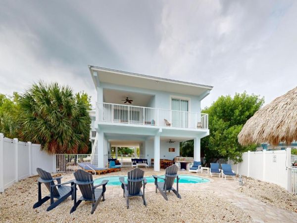 Coastal Chic Retreat in Marathon, Fl - Luxury Waterfront Getaway