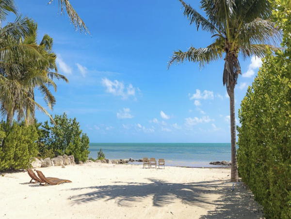 Florida Keys Oceanfront Vacation Rental Grassy Key Beachfront Home with Pool & Private Beach