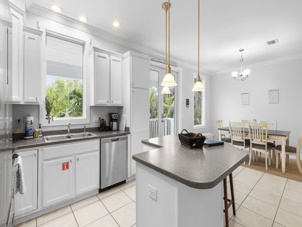 Florida Keys Oceanfront Vacation Rental Grassy Key Beachfront Home with Pool & Private Beach
