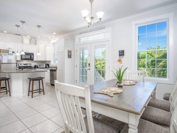 Florida Keys Oceanfront Vacation Rental Grassy Key Beachfront Home with Pool & Private Beach