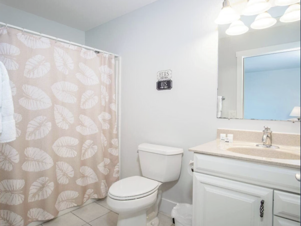 Florida Keys Oceanfront Vacation Rental Grassy Key Beachfront Home with Pool & Private Beach