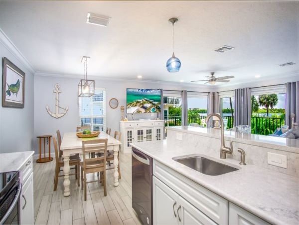 High End Vacation Condo Great Luxury Rental