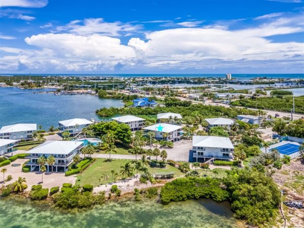 High End Vacation Condo Great Luxury Rental