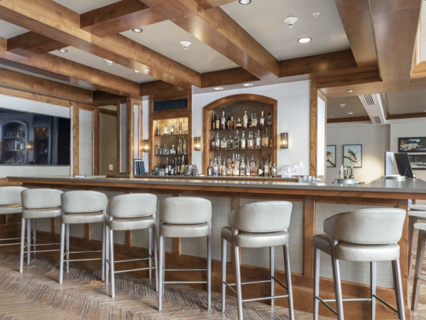 Prestigious Luxury Four Bedroom Vail Luxury Condo
