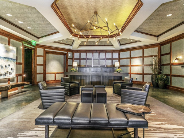 Prestigious Luxury Four Bedroom Vail Luxury Condo