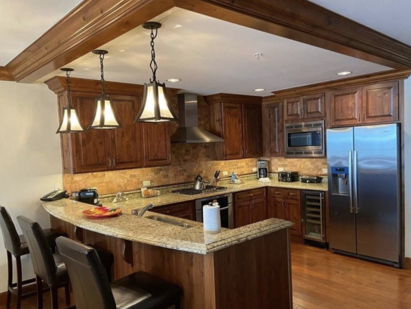 Prestigious Luxury Four Bedroom Vail Luxury Condo