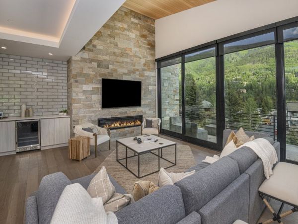 Luxury West Vail Homes perched above West Vail Center on shuttle