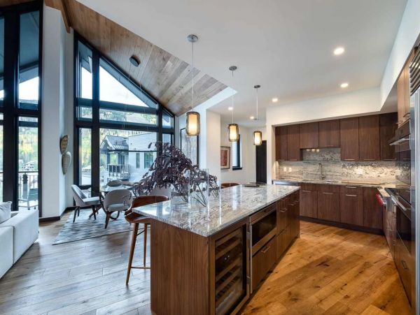Vail Four Bedroom Vacation Rental Steps from Lionshead Village