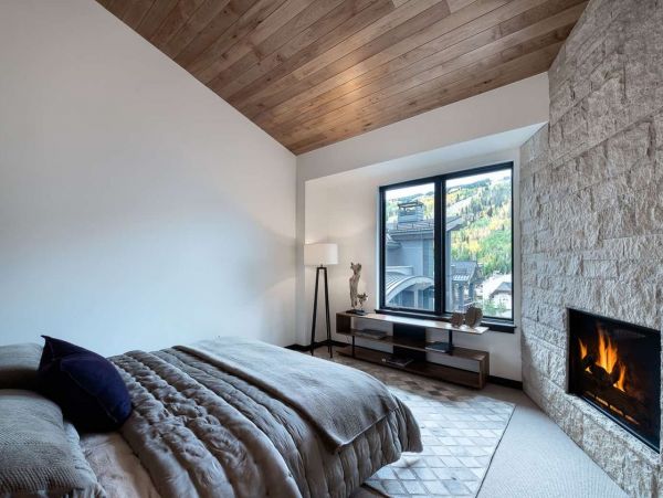 Vail Four Bedroom Vacation Rental Steps from Lionshead Village