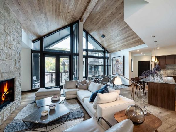 Vail Four Bedroom Vacation Rental Steps from Lionshead Village