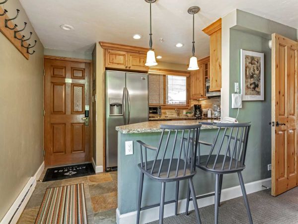 Luxury Vail Vacation Rental with Mountain Views & Amenities