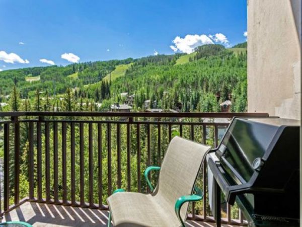 Luxury Vail Vacation Rental with Mountain Views & Amenities
