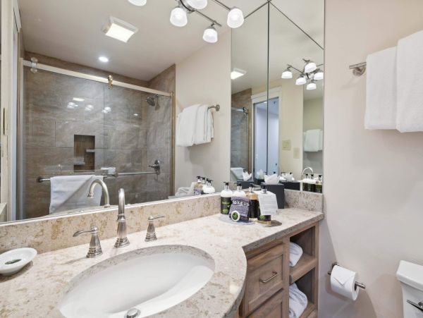 Ski Vail & Lionshead  Spectacular Luxury Ski Condo