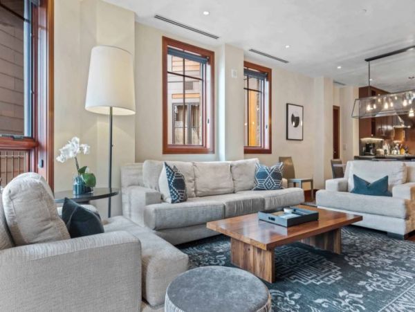 Luxury Vacation Condo with 2 Bedrooms Plus Den