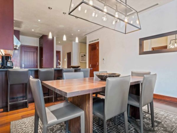Luxury Vacation Condo with 2 Bedrooms Plus Den