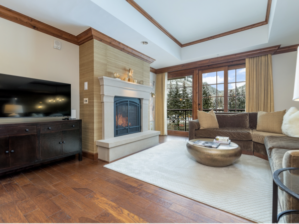 Pure Lionshead Vacation Rental