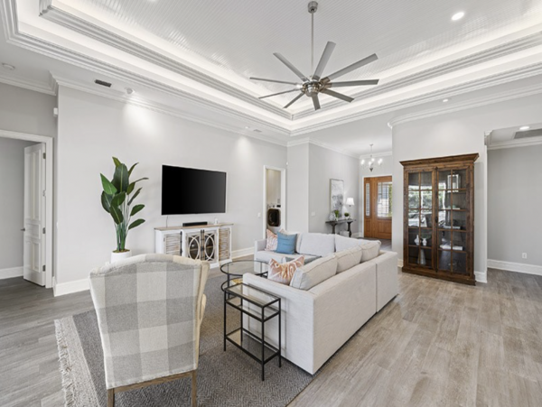 Luxury New Naples Vacation Pool Home Just In!