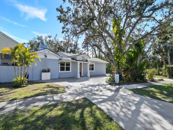 Sarasota Vacation Rental with Private Pool – Florida Beach House Near Bay & Beaches